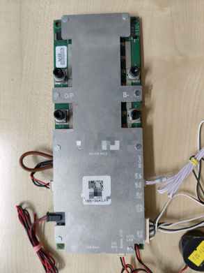 12.8V 100 Ah Lithium Lifepo4 battery